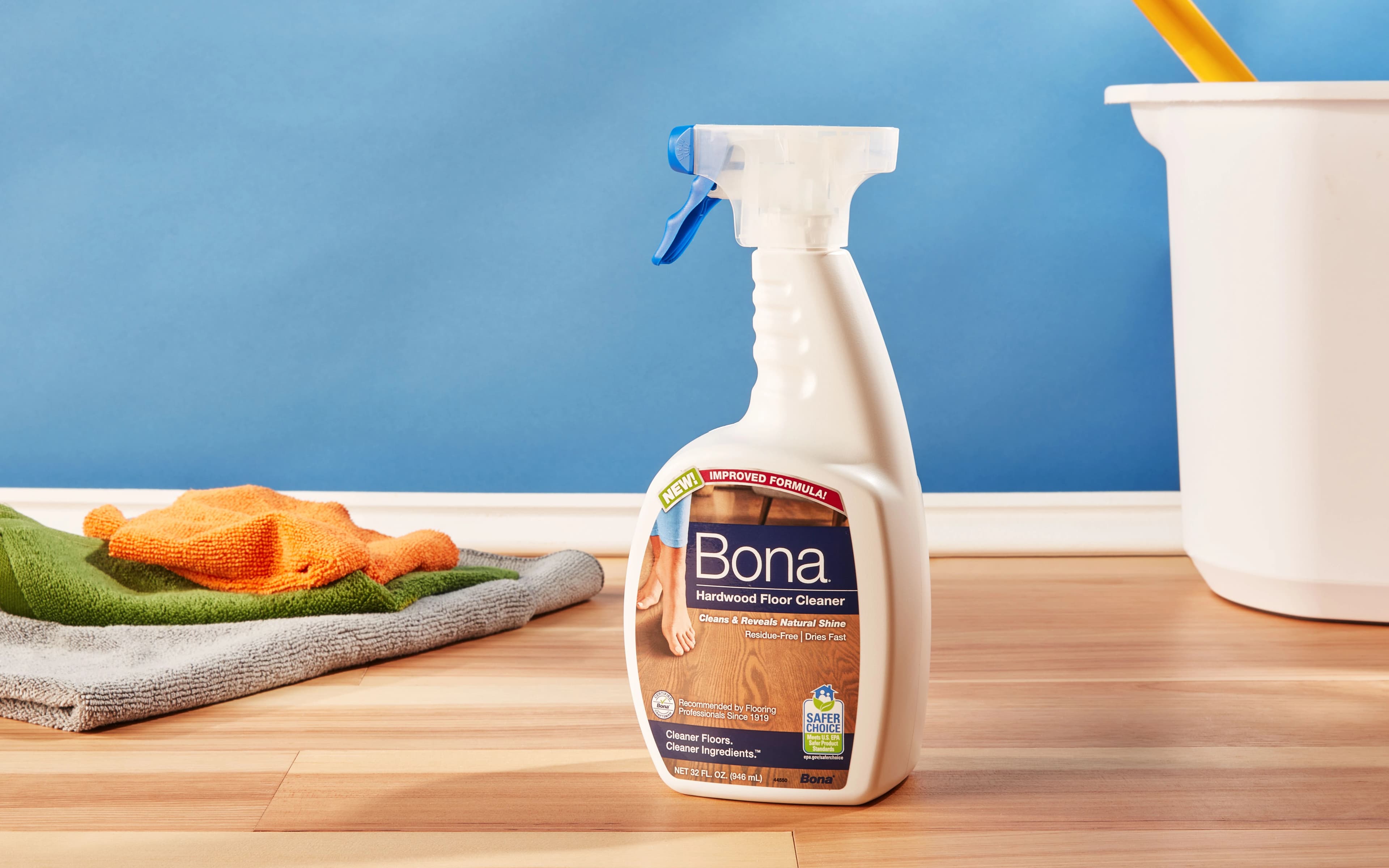 Productos de limpieza Bona instalado: fotografía de Grupo Dekor