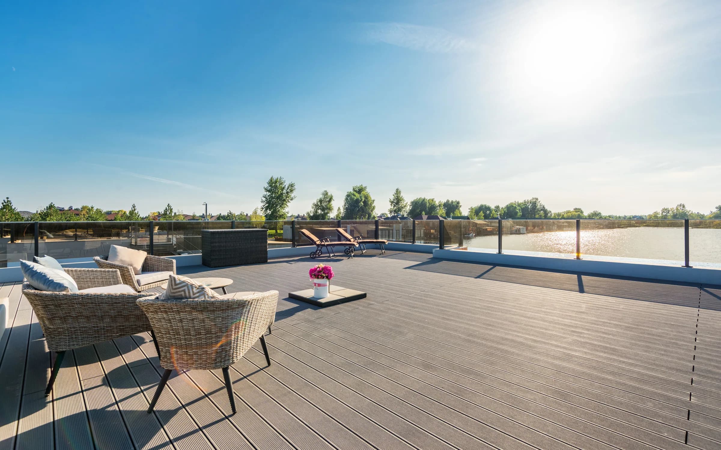 Decking de Dekko Floors en Guatemala